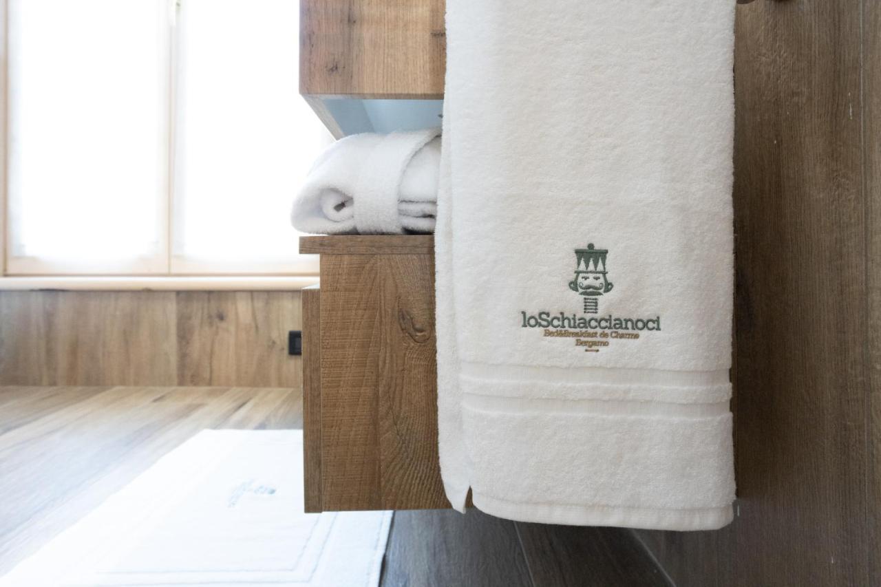 Lo Schiaccianoci Bed&Breakfast De Charme Scanzorosciate Exterior foto
