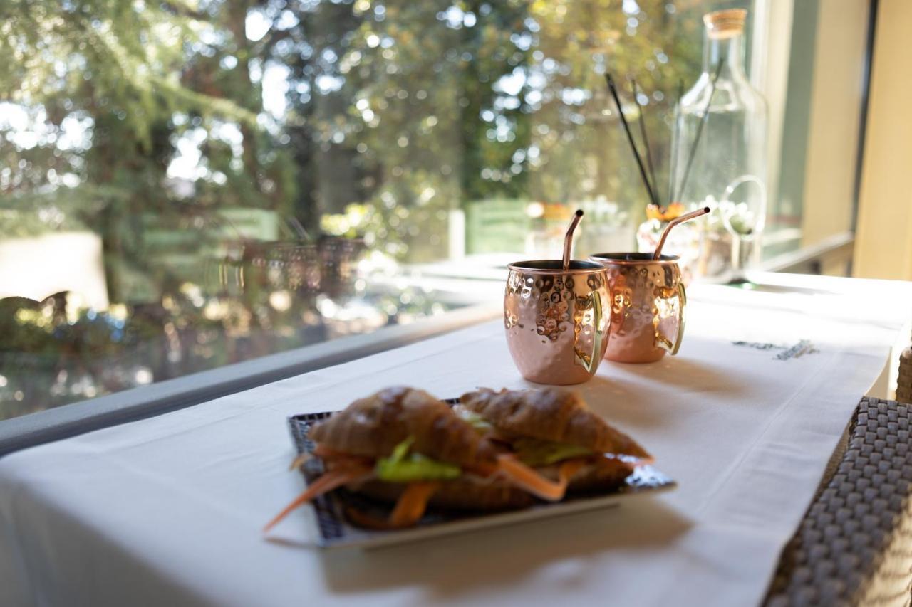 Lo Schiaccianoci Bed&Breakfast De Charme Scanzorosciate Exterior foto